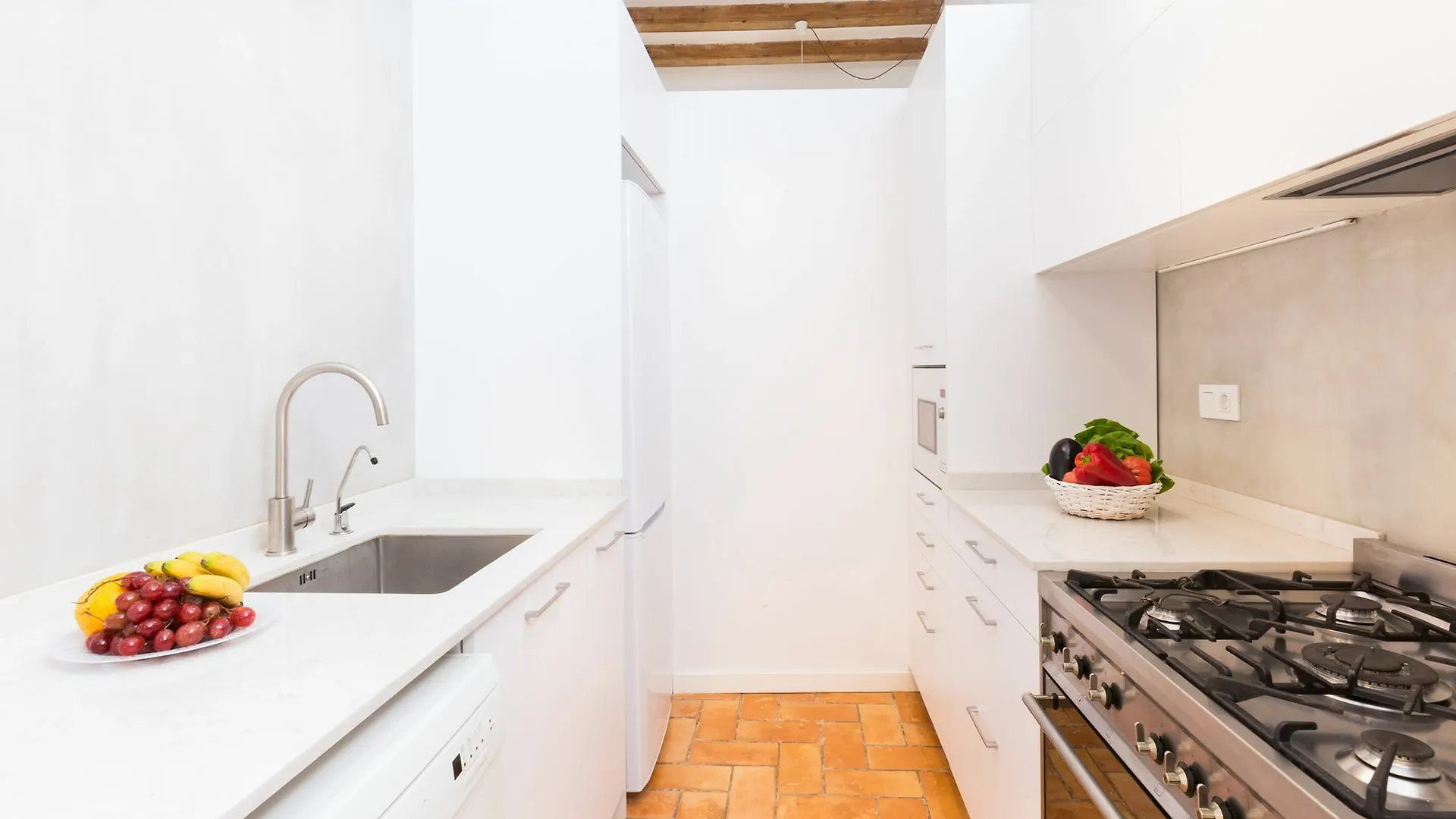 Montaber Apartment - Trafalgar Barselona